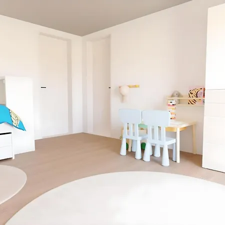 Modernes Haus Am Mit Garten Vakantiehuis